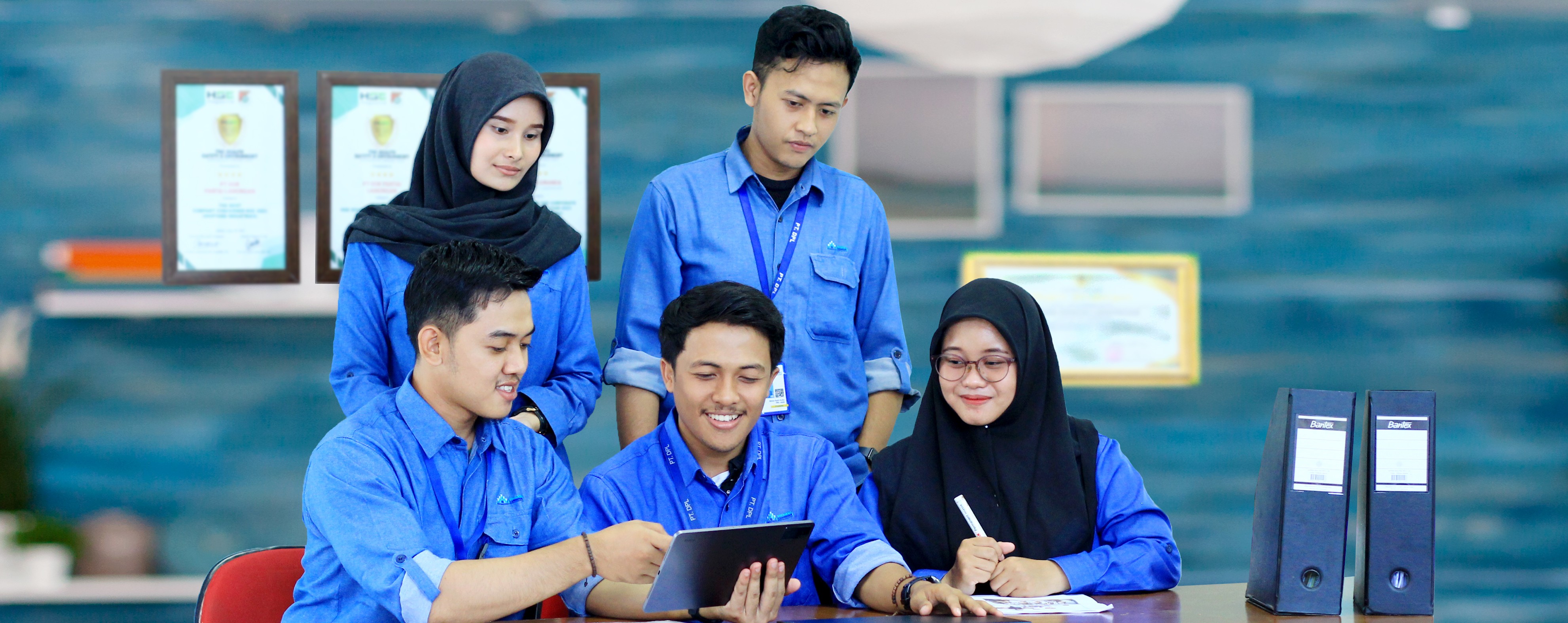 Tentang Kami 1